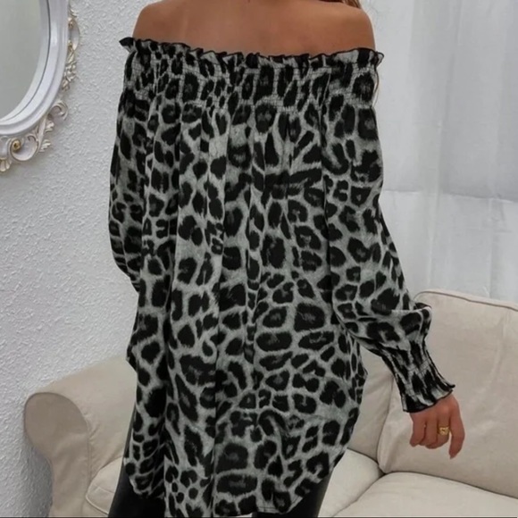 Boho tan black leopard print off shoulder high low blouse - Picture 5 of 7